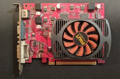 Лот: 19509037. Фото: 1. Видеокарта GT240 512Mb DDR5... Видеокарты