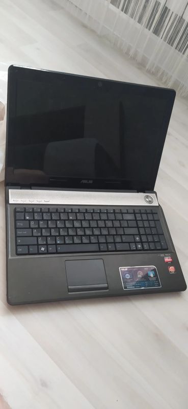 Лот: 18806209. Фото: 1. Ноутбук Asus. Ноутбуки