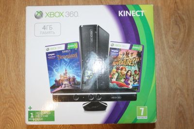 Лот: 9816509. Фото: 1. Xbox 360 slim kinect прошит Freeboot. Игровые приставки, консоли