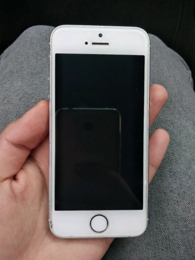 Лот: 11958220. Фото: 1. Iphone 5s 16 gb. Смартфоны