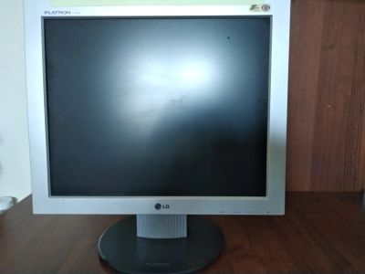 Лот: 20826708. Фото: 1. Монитор LG 17", неисправно. ЖК-мониторы