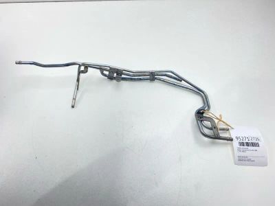 Лот: 24774041. Фото: 1. Трубка топливная Subaru Impreza... Топливная система