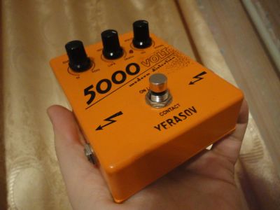 Лот: 5184803. Фото: 1. Педаль Yerasov 5000v(distortion... Гитарные эффекты и комбоусилители