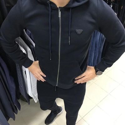 Лот: 10500096. Фото: 1. Костюм Armani .,. Костюмы классические, деловые