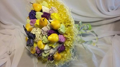 Лот: 7318314. Фото: 1. Букет из конфет. Букеты из конфет, игрушек