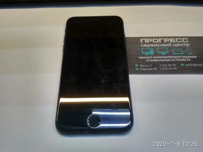 Лот: 16302665. Фото: 1. Apple iPhone 7 (A1778) LTE Black. Смартфоны