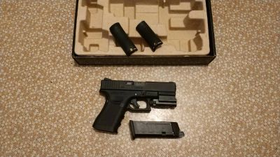 Лот: 12668455. Фото: 1. WE пистолет glock. Пейнтбол, страйкбол