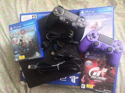 Лот: 17528331. Фото: 1. PS4 Slim Sony PlayStation 4 Slim... Игровые приставки, консоли