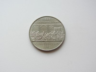 Лот: 6969912. Фото: 1. Канада 1 доллар 1982 " 115 лет... Америка