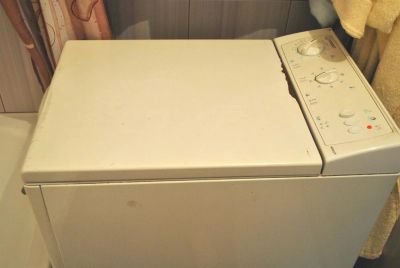 Лот: 3697116. Фото: 1. стиральная машинка Indesit. Стиральные машины