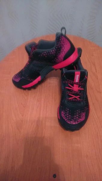 Лот: 6634067. Фото: 1. Кроссовки Reebok!. Кеды, кроссовки, слипоны