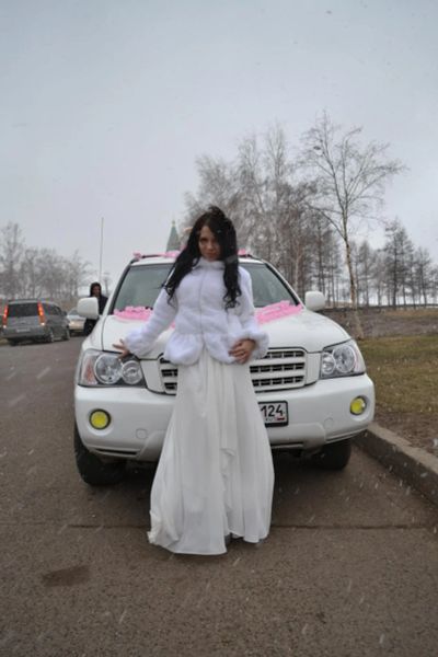Лот: 6174676. Фото: 1. Шубка свадебная. Накидки, шубы