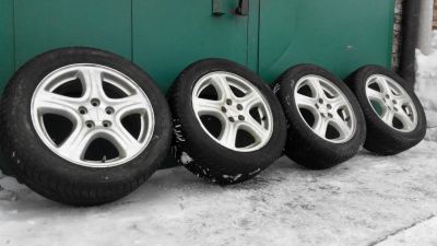 Лот: 9174210. Фото: 1. Subaru OrigonaL R16 + Goodyear... Шины на дисках