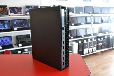 Лот: 16221293. Фото: 1. Xbox One X 1Tb. Игровые приставки, консоли