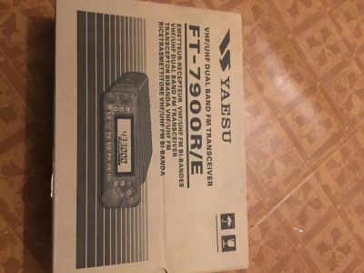 Лот: 10463380. Фото: 1. Радиостанция yaesu ft 7900 r. Рации, радиостанции