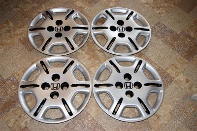 Лот: 1999279. Фото: 1. колпаки на honda R14 (4*100) оригинальные... Колпаки