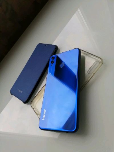 Лот: 13941783. Фото: 1. Honor 8x. Смартфоны