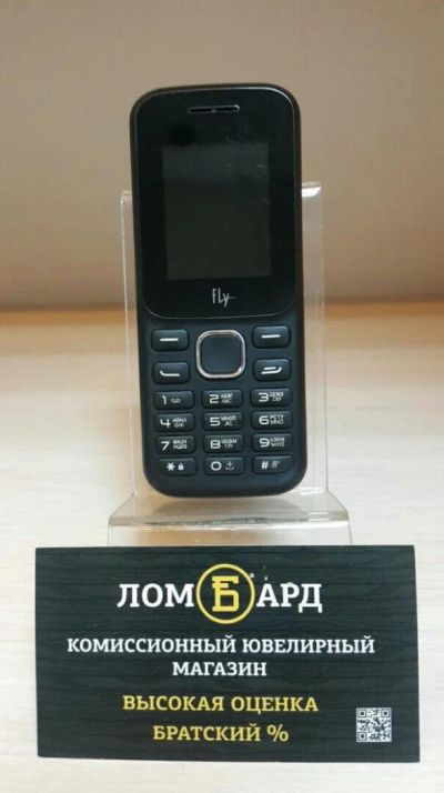 Лот: 10005072. Фото: 1. Продам телефон Fly FF178 ! Цвет... Кнопочные мобильные телефоны