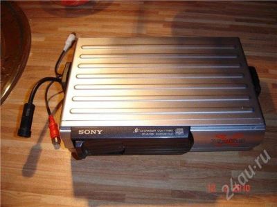 Лот: 377639. Фото: 1. Куплю чейнджер CD SONY. Чейнджеры