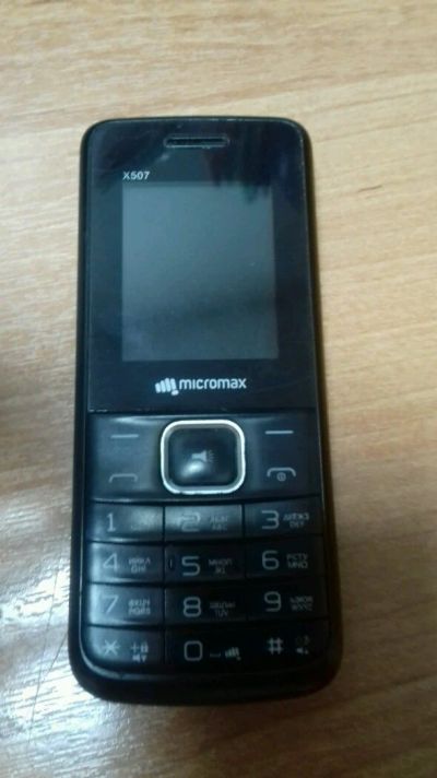 Лот: 12575130. Фото: 1. Телефон Micromax X507 (4780). Кнопочные мобильные телефоны