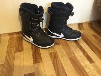 Лот: 6284406. Фото: 1. Сноубордические ботинки nike vapen. Ботинки