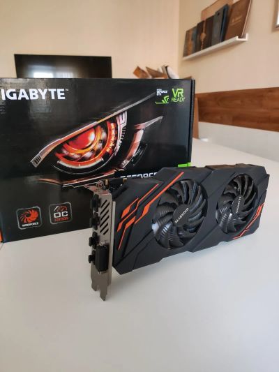Лот: 19682880. Фото: 1. Видеокарта Gigabyte GeForce GTX... Видеокарты