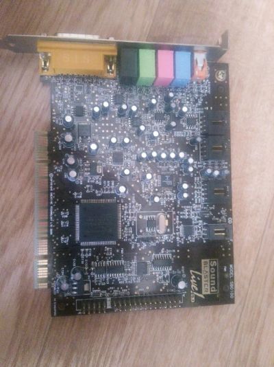 Лот: 13973435. Фото: 1. Звуковая карта Sound Blaster Live... Звуковые карты