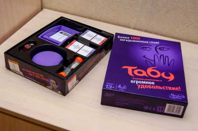 Лот: 12271248. Фото: 1. Настольная игра Табу. Настольные игры, карты