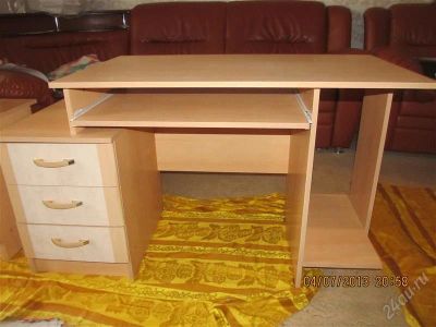 Лот: 2953256. Фото: 1. Компьютерный стол. Столы, стулья, обеденные группы
