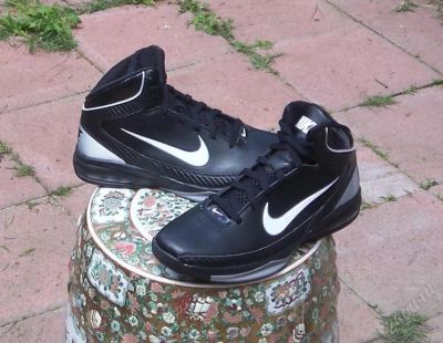 Лот: 846505. Фото: 1. новыe Nike Air Max кроссовки размера... Кеды, кроссовки, слипоны