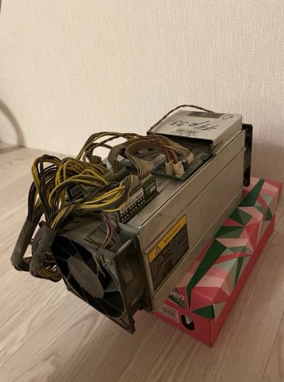 Лот: 18666159. Фото: 1. ASIC Antminer S9 с блоком питания. Майнинг фермы, товары для майнинга
