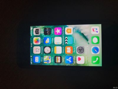 Лот: 13364771. Фото: 1. Apple SE 32 GB серый. Смартфоны