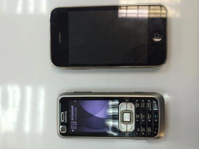 Лот: 3908481. Фото: 1. iPhone 3G и Nokia 6120. Смартфоны