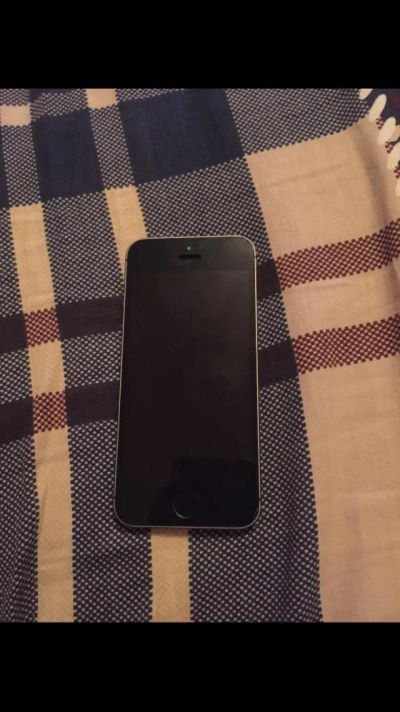 Лот: 9955356. Фото: 1. iPhone 5s. Смартфоны