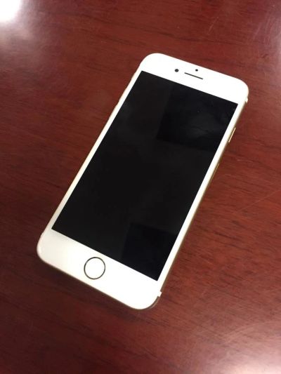 Лот: 10829833. Фото: 1. Iphone 6 gold 64gb. Смартфоны