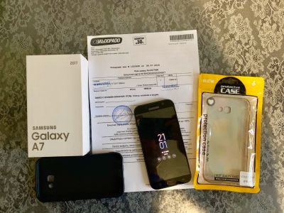 Лот: 13968884. Фото: 1. Продам Samsung Galaxy A7. Смартфоны