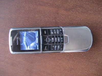 Лот: 5400119. Фото: 1. Nokia 8800 в отличном состоянии. Кнопочные мобильные телефоны