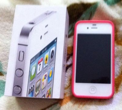 Лот: 4155150. Фото: 1. iphone 4s 16 ПРЯМ Сейчас За 10... Смартфоны