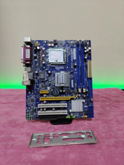 Лот: 24862412. Фото: 1. Мат. плата/Foxconn/G31MXP/LGA775... Материнские платы