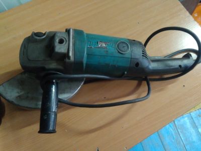 Лот: 20296073. Фото: 1. УШМ Makita 9069 S. Электроинструмент