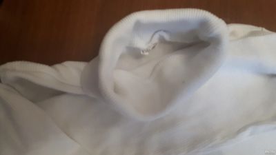 Лот: 13274899. Фото: 1. Белая водолазка микровельвет на... Свитера, худи, толстовки