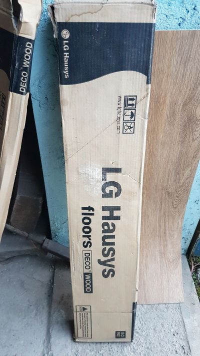 Лот: 14406470. Фото: 1. ПВХ плитка LG Hausys Deco Wood... Напольные покрытия