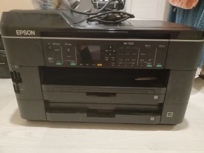 Лот: 22352500. Фото: 1. Epson Workforce 7525. МФУ и копировальные аппараты
