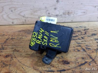 Лот: 18537857. Фото: 1. Блок предохранителей Toyota Rav4... Электрооборудование