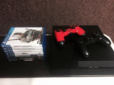 Лот: 8193452. Фото: 1. Sony Playstation 4 + 2 джойстика... Игровые приставки, консоли