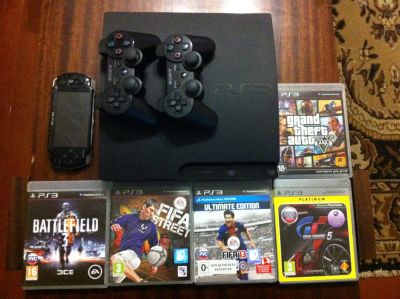 Лот: 3488231. Фото: 1. Sony PS3 320GB + Два беспроводных... Игровые приставки, консоли