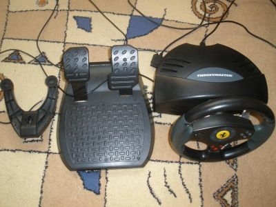 Лот: 10839675. Фото: 1. Thrustmaster Ferrari. Рули, джойстики