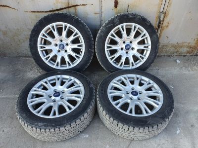 Лот: 16332159. Фото: 1. Колеса Ford R16. Шины