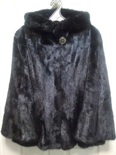 Лот: 4305161. Фото: 1. Продам норковую шубу! Цвет черный... Верхняя одежда