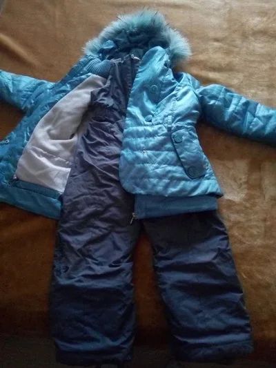 Лот: 10849645. Фото: 1. Комплект куртка+брюки зима девочке... Верхняя одежда